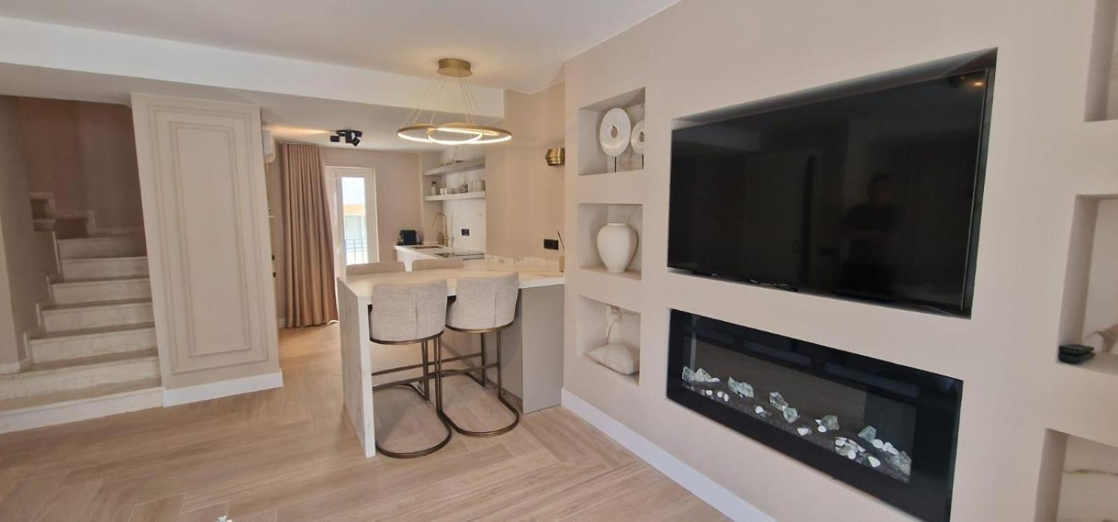Apartment Duplex Plaza Ole *